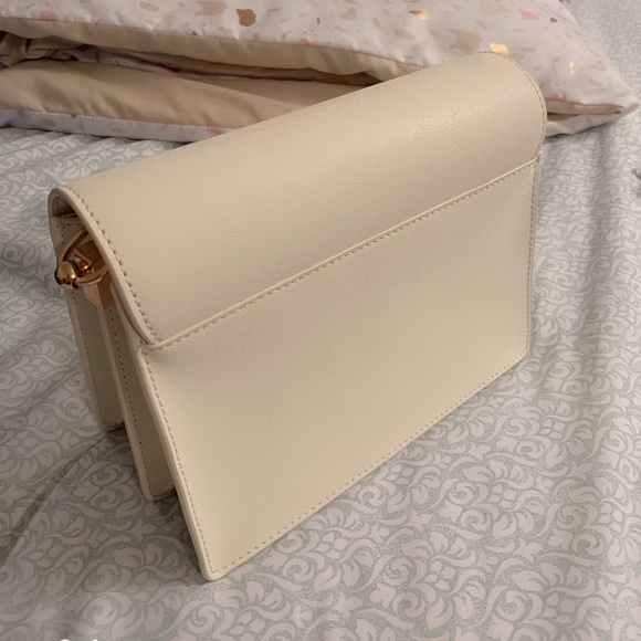 SOLD Tory Burch Parker Convertible Shoulder Bag - Picture 5 of 6